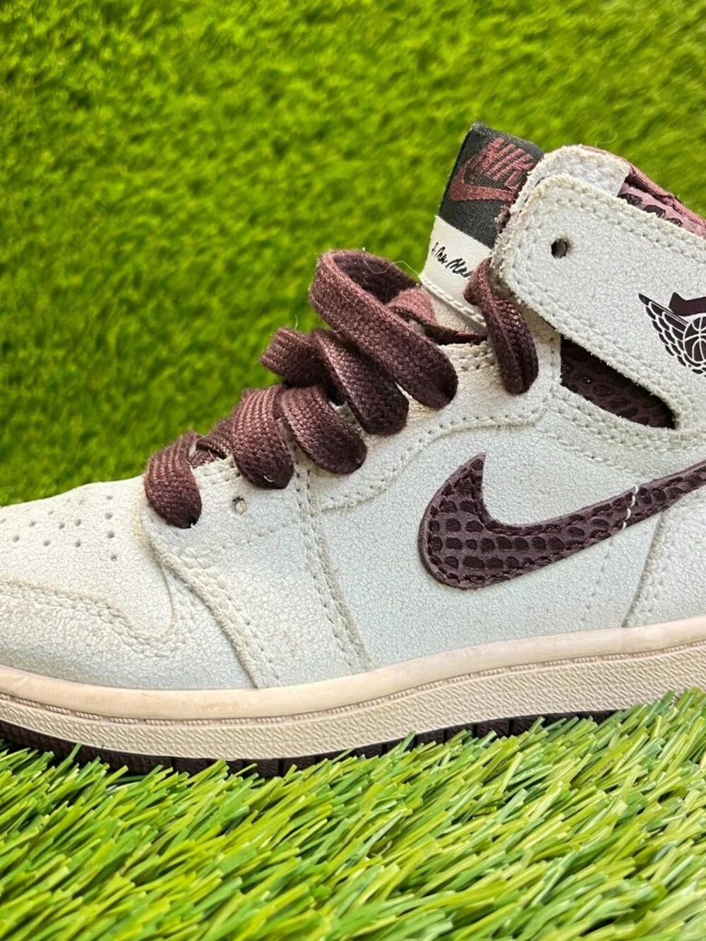 Nike Air Jordan 1 Retro Boys Size 12C Ivory Athletic Basketball Shoes Sneakers‎